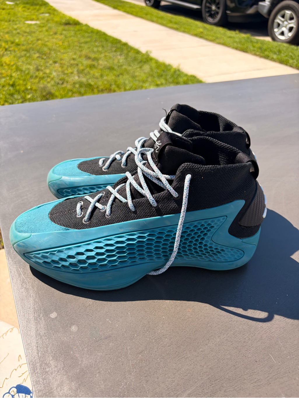 Adidas Ae 1 "New Wave" Basketball Size 9